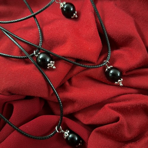 Fatto mano collana - a, su